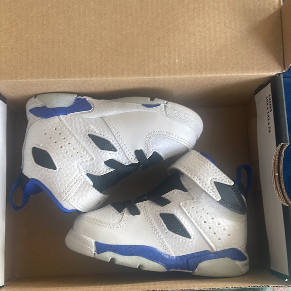 Jordan - Picture 2 of 2